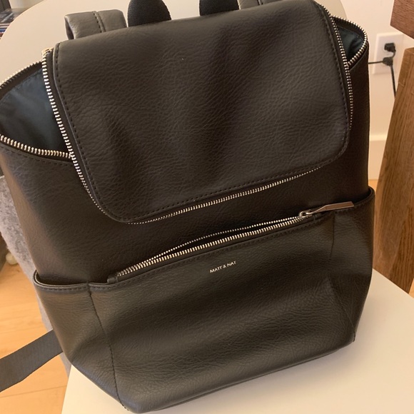 Matt & Nat Handbags - Matt & Nat Leather Backpack